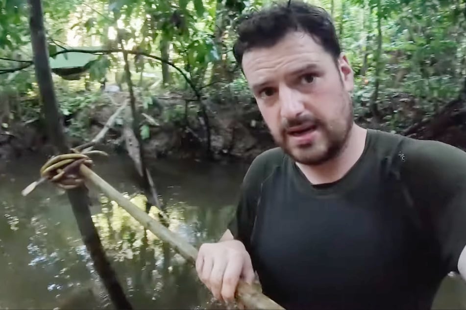 Aufgrund des erfolgreichen Fischfangs von David Leichtle (35) kommt wieder etwas Abwechslung auf die Teller der "7 vs. Wild"-Teilnehmer.