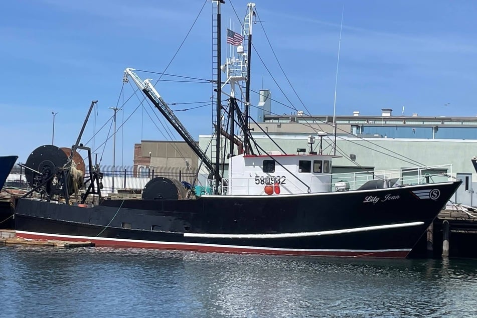 Die "Lily Jean" geriet in Seenot und sank.