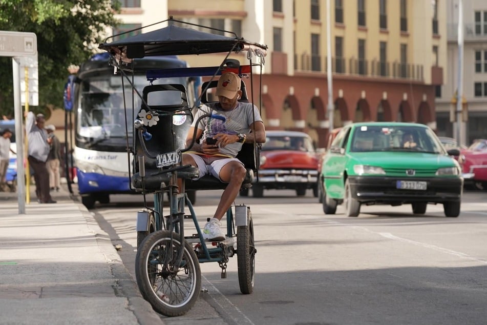 TV-Detektiv Lukas Stege fragt sich quer durch Kuba.