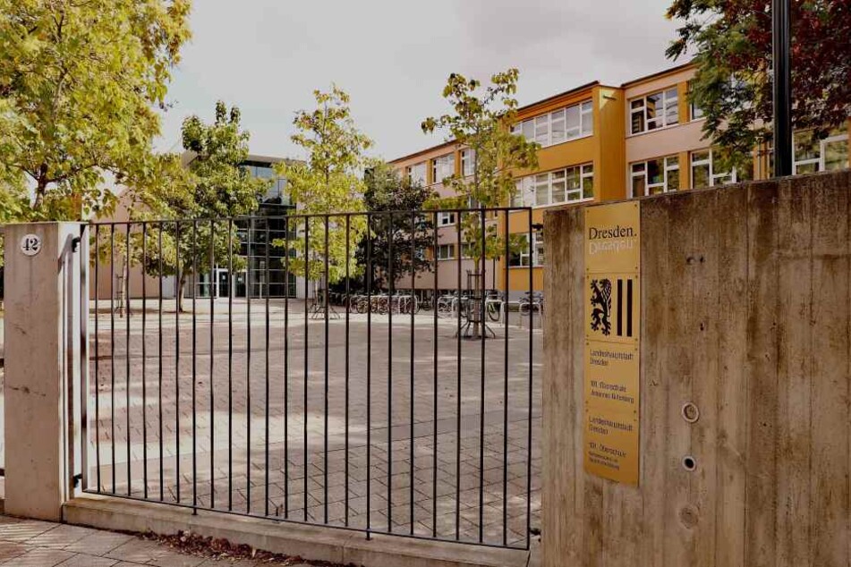 Das Schulgebäude der 101. Oberschule.