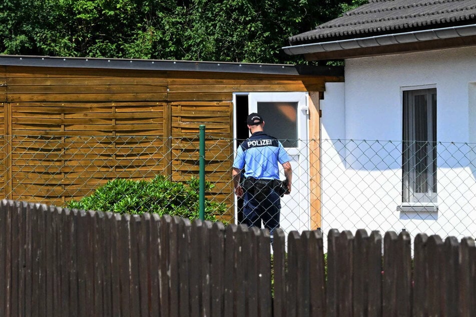 Die Ermittlungen der Polizei zu den Umständen des Todes laufen noch.