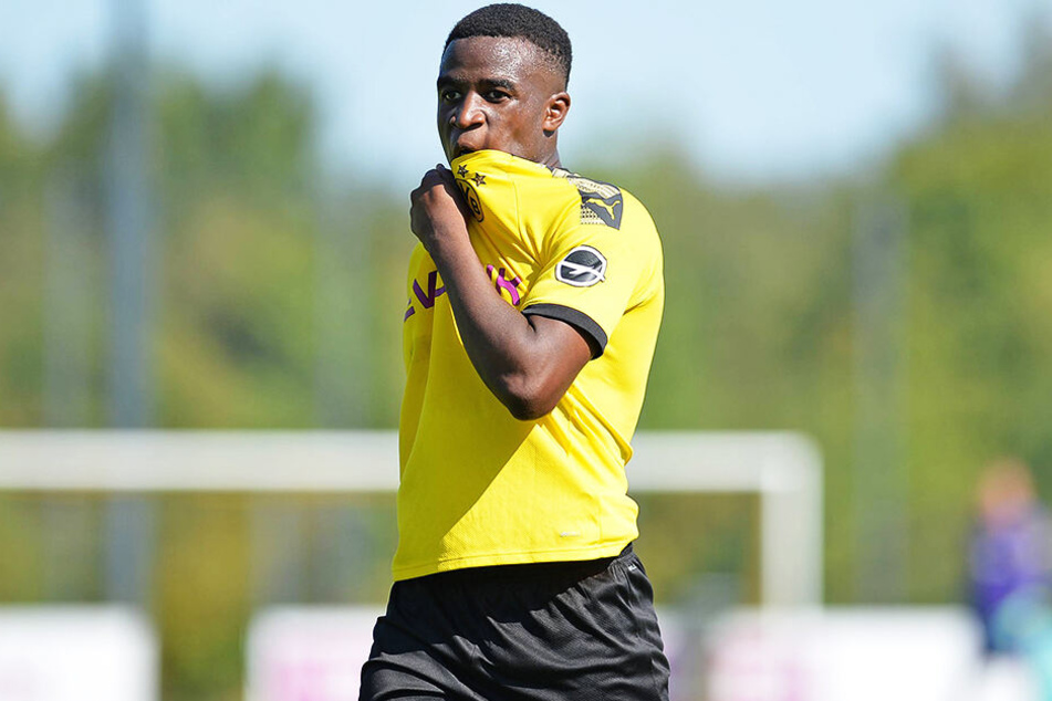 BVB-"Wunderkind" Youssoufa Moukoko blieb ohne Tor und flog gegen RB Leipzig schon in der 1. Runde aus dem Junioren-Vereinspokal.