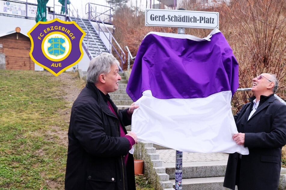 Gerd-Schädlich-Platz am Erzgebirgsstadion in Aue offiziell eingeweiht