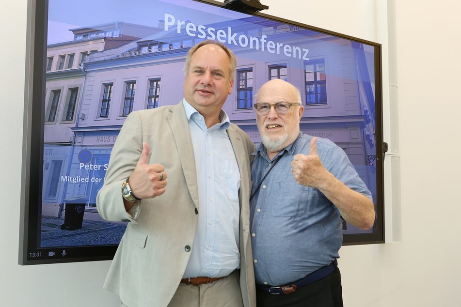 Ein Team, von dem die Stadt profitiert: OB Dirk Hilbert (53, FDP) und Steven Schaefer (85, lebt in London, Neffe von Henry Arnhold).