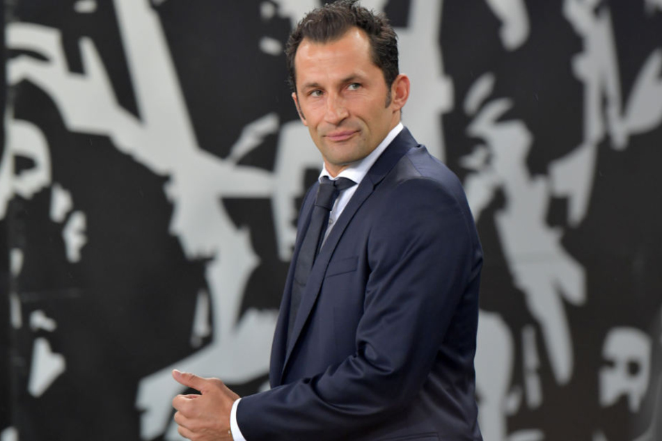 Bayern-Sportdirektor Hasan Salihamidzic will Transferaktivitäten nicht ausschließen. (Archivbild)