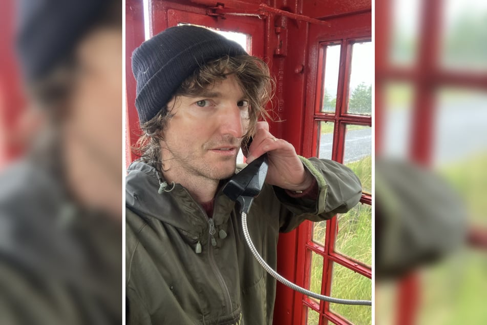 Künstler William Arnold (43) will die roten Telefonzellen in Schottland nicht aufgeben.