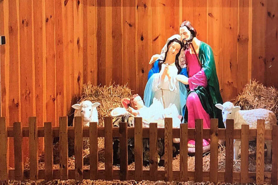 Wieder wohlbehalten aufgetaucht: Maria, Josef und das Christkind.