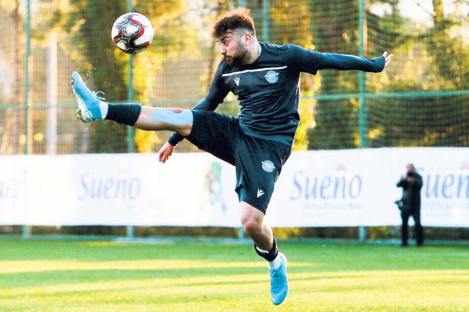 Aias Aosman zieht derzeit beim türkischen Zweitligisten Adana Demirspor die Fäden im Mittelfeld.