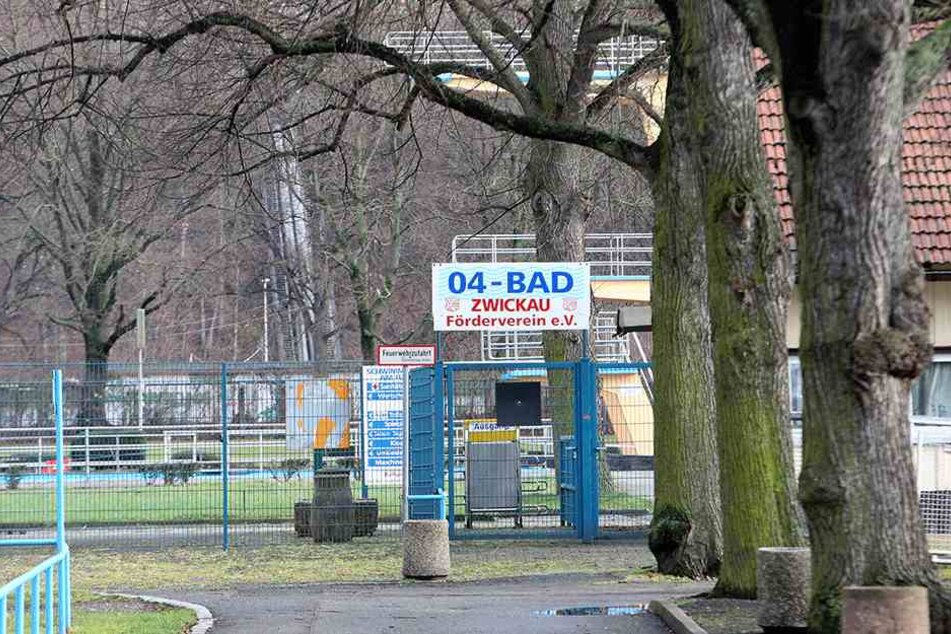 Über 40.000 Euro soll die Kürzung der Sitzungsgelder der Stadträte einbringen, und den ehrenamtlich betriebenen Freibädern wie dem "04-Bad" in Pölbitz zu Gute kommen.