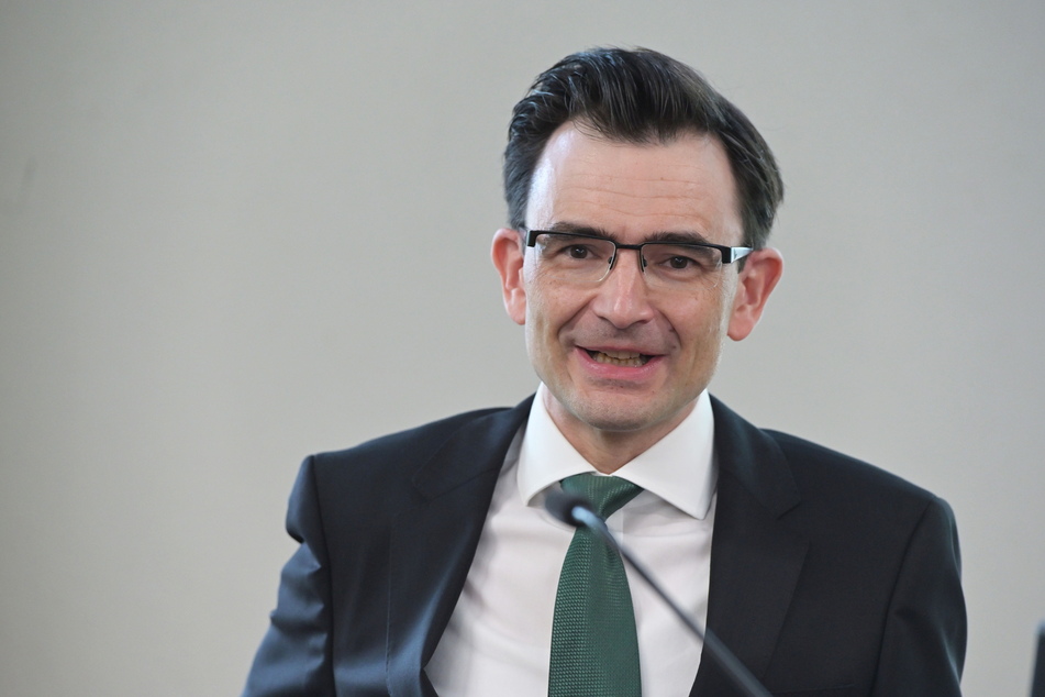 Uni-Rektor Prof. Dr. Gerd Strohmeier (46) setzt sich für Vielfalt an der Hochschule ein.