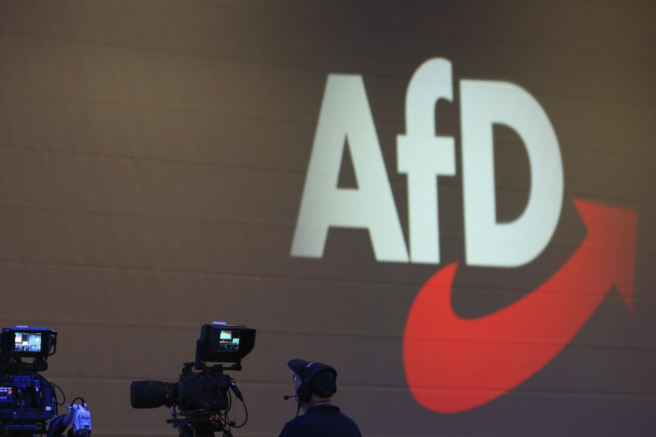 Der AfD-Landesverband darf vom Verfassungsschutz in Brandenburg vorerst weiter als rechtsextremistischer Verdachtsfall bezeichnet werden. (Symbolfoto)