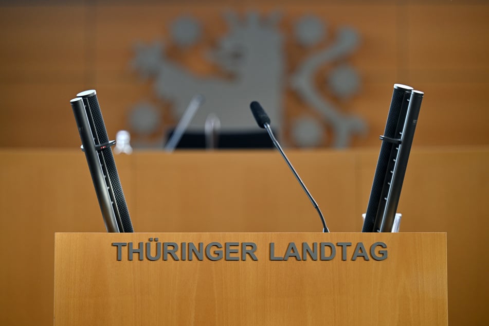 Die AfD-Fraktion hat seit der Landtagswahl vom 1. September 2024 eine Sperrminorität im Landtag. (Symbolbild)