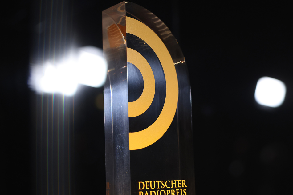 Hamburg: Deutscher Radiopreis wird verliehen: Internationale Stars performen auf der Bühne