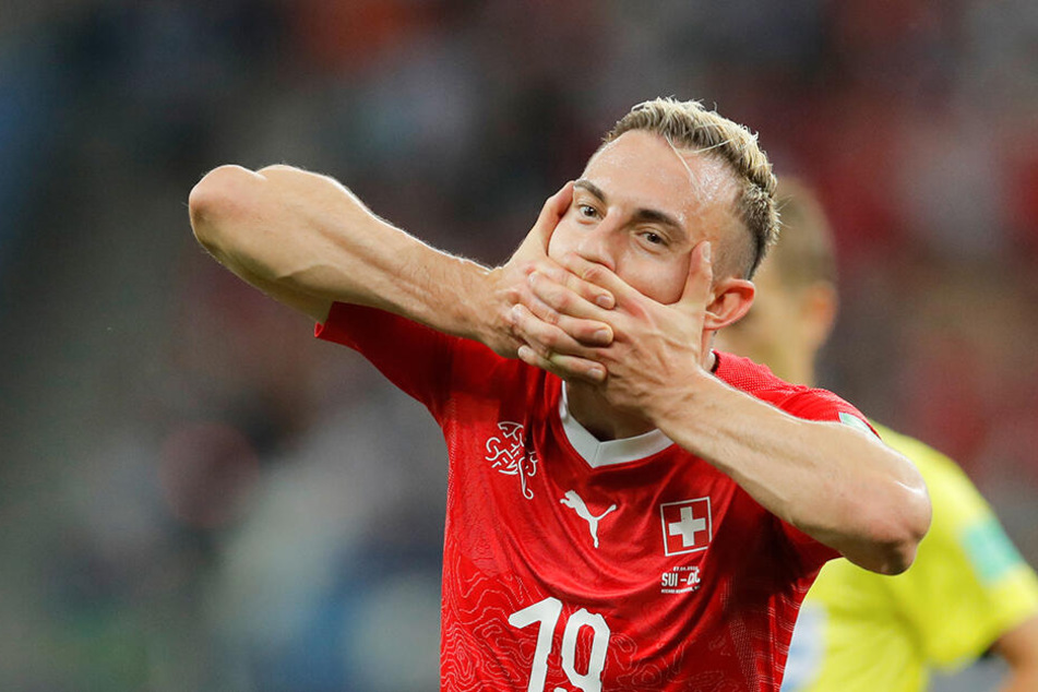 Der Gladbacher Josip Drmic glänzte bei der Fußball-WM als Torschütze für die Schweiz. In der Bundesliga ist der Angreifer meist nur Reservist.