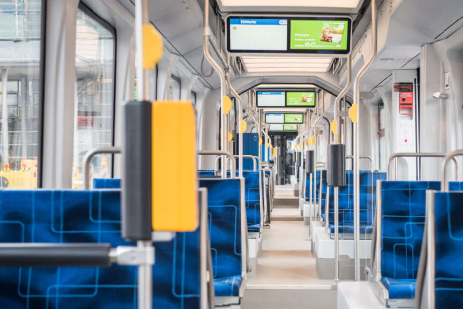 Hell, modern, freundlich - damit punktete die Riesen-Straßenbahn.