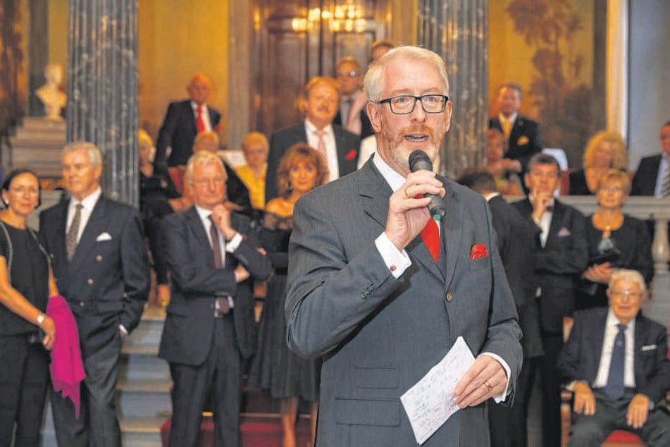 Juwelier Georg Leicht (54) feiert auf Schloss Albrechtsberg sein 20-jähriges Jubiläum als Reiseveranstalter.