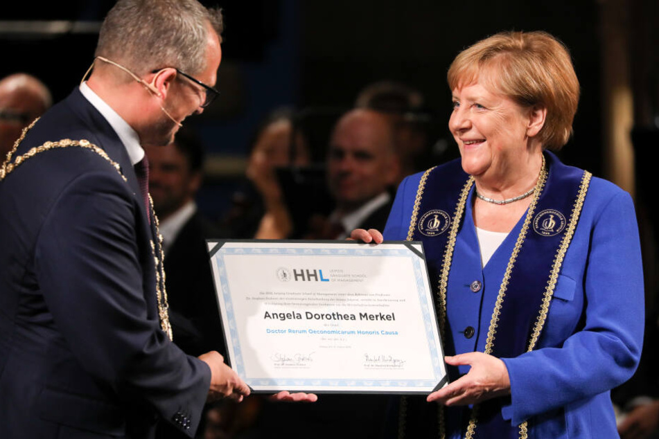 Angela Merkel erhielt am Samstag die Ehrendoktorwürde der Leipziger Handelshochschule.