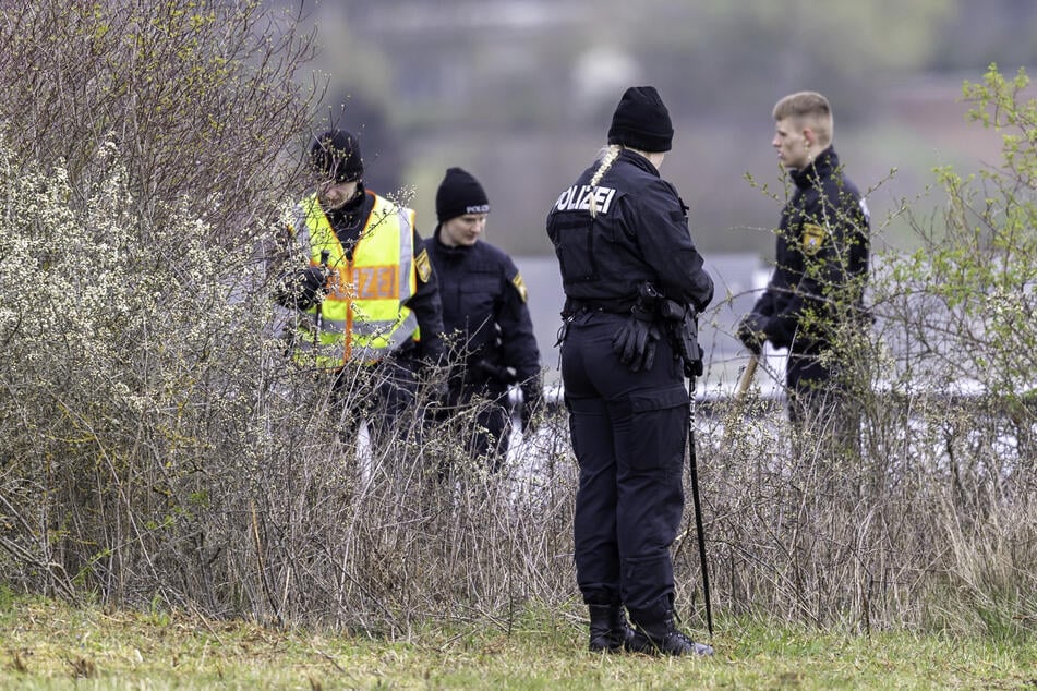 Im vergangenen Frühjahr sorgten neue Hinweise dafür, dass die Polizei die Ermittlungen in dem Cold Case wieder aufnahm. Intensiv wurde auch nach weiteren Beweismitteln gesucht.