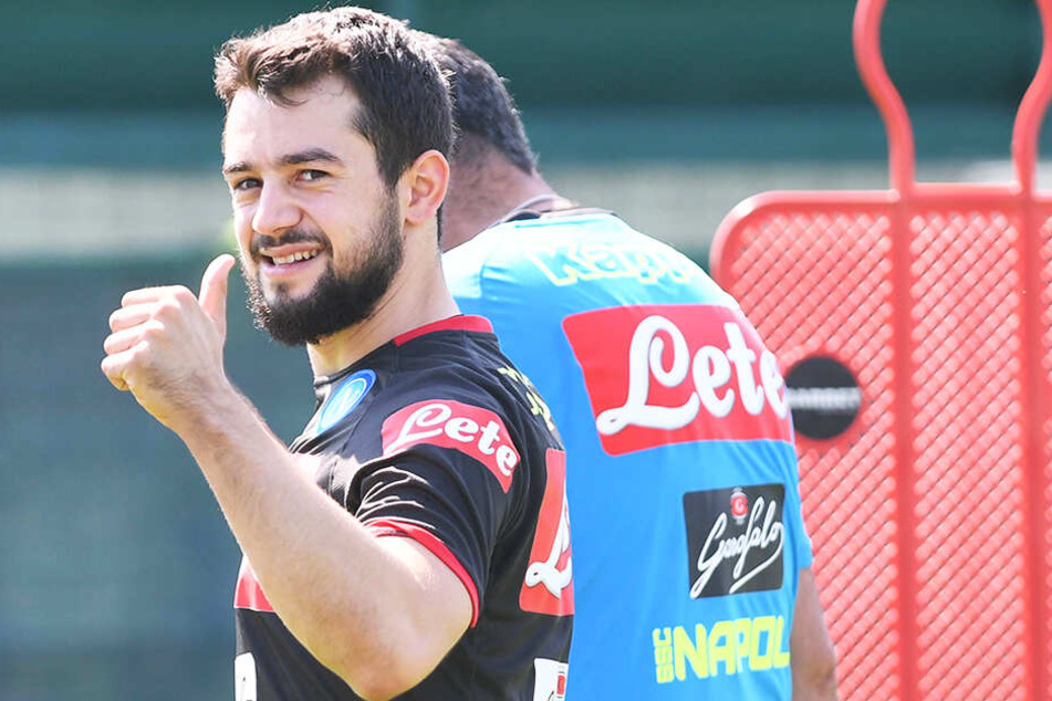 Daumen hoch: Amin Younes ist endlich wieder fit und auf dem Weg zu alter Klasse.