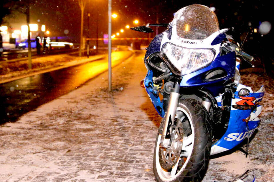 Der Mann war mitten in der Nacht im Schnee unterwegs.