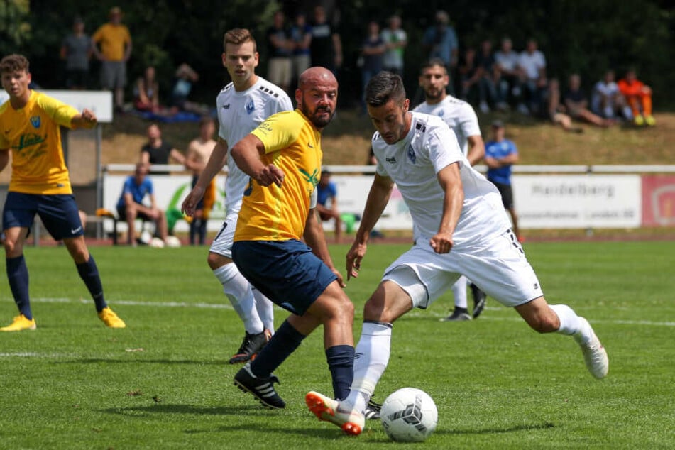 Vincenzo Terrazzino (r.) war selbst aktiv am Ball.