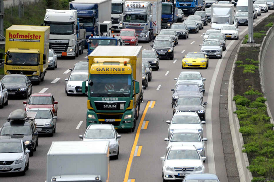 Ab dem frühen Samstagnachmittag wird die Autobahn 6 zwischen den Anschlussstellen Sinsheim und Sinsheim-Süd komplett gesperrt.