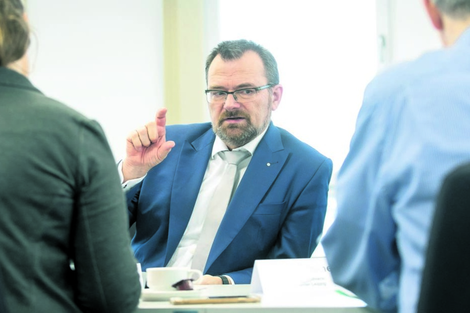 Der Herr der Arbeitsmarkt-Zahlen in Sachsen: Klaus-Peter Hansen (56).