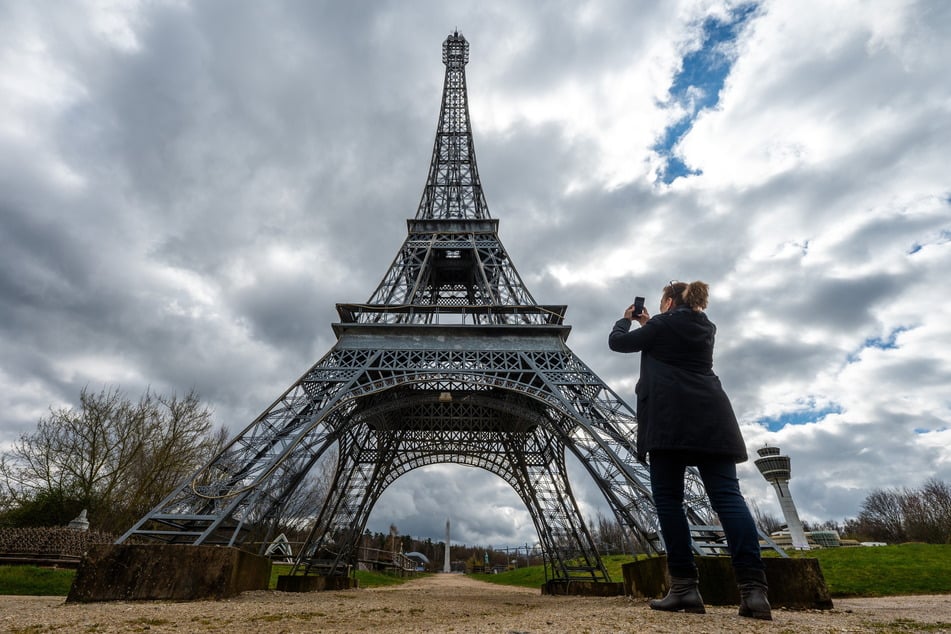 Weltberühmte Bauwerke im Kleinformat: In der Miniwelt Lichtenstein gibt's unter anderem den Pariser Eiffelturm zu sehen.