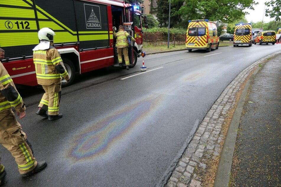 Eine Ölspur musste entfernt werden.