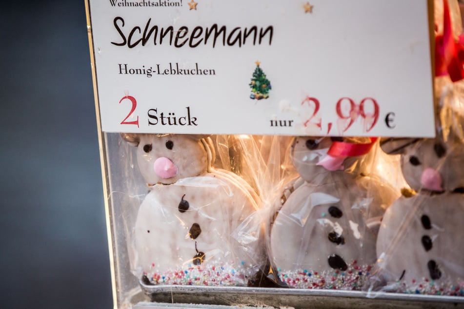 Wer Schneemänner über die Weihnachtsfeiertage haben möchte, muss sie sich kaufen. Schnee wird es in Hessen keinen geben.