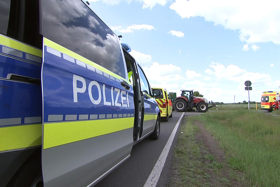 Die Polizei ermittelt derzeit noch zur genauen Unfallursache.