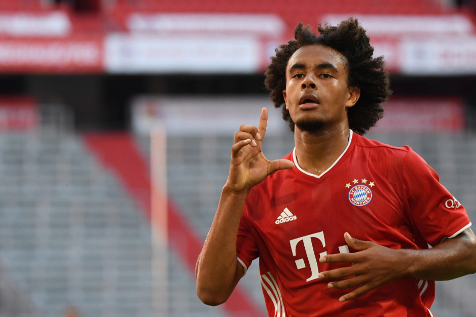 Joshua Zirkzee jubelt über seinen Treffer zum 1:0 für die Bayern.