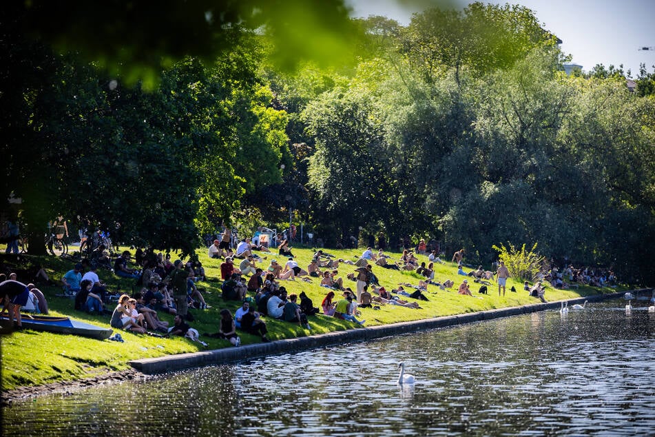 Am Freitag klettern die Temperaturen in Berlin und Brandenburg auf 31 bis 34 Grad. (Symbolbild)