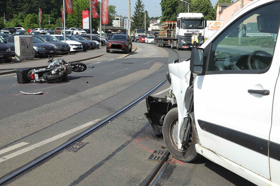Die Straße musste gesperrt werden.