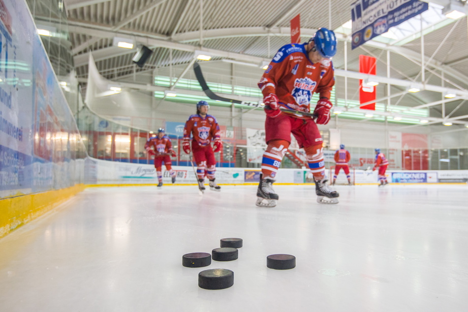 Bürgermeister aus dem Erzgebirge will Eishockey-Verein das Eis verbieten