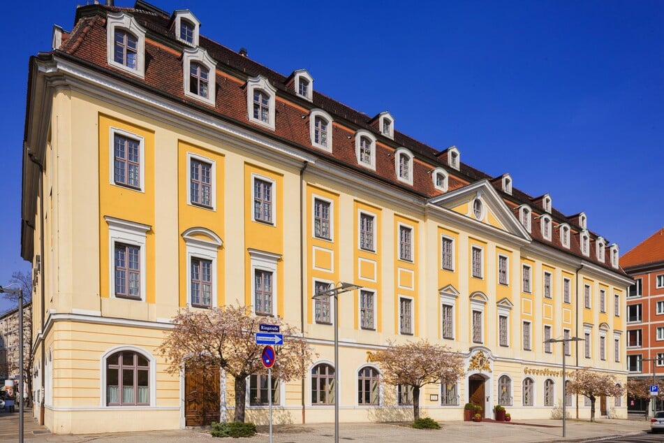 Heute ist das historische Gewandhaus (1768 bis 1770 erbaut) in der Innenstadt ein Luxushotel. Ende des 19. Jahrhunderts war es auch ein Ort zum Gruseln.