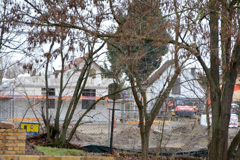 Die Arbeiten am Bauprojekt "Ortsmitte Störmthal" stehen erneut still. Das entschied jetzt das Sächsische Oberverwaltungsgericht in Bautzen.