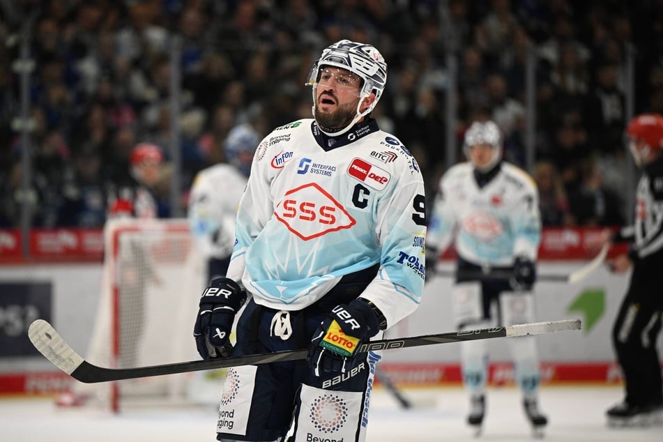 Für Travis Turnbull und die Eislöwen war in Schwenningen nichts zu holen.