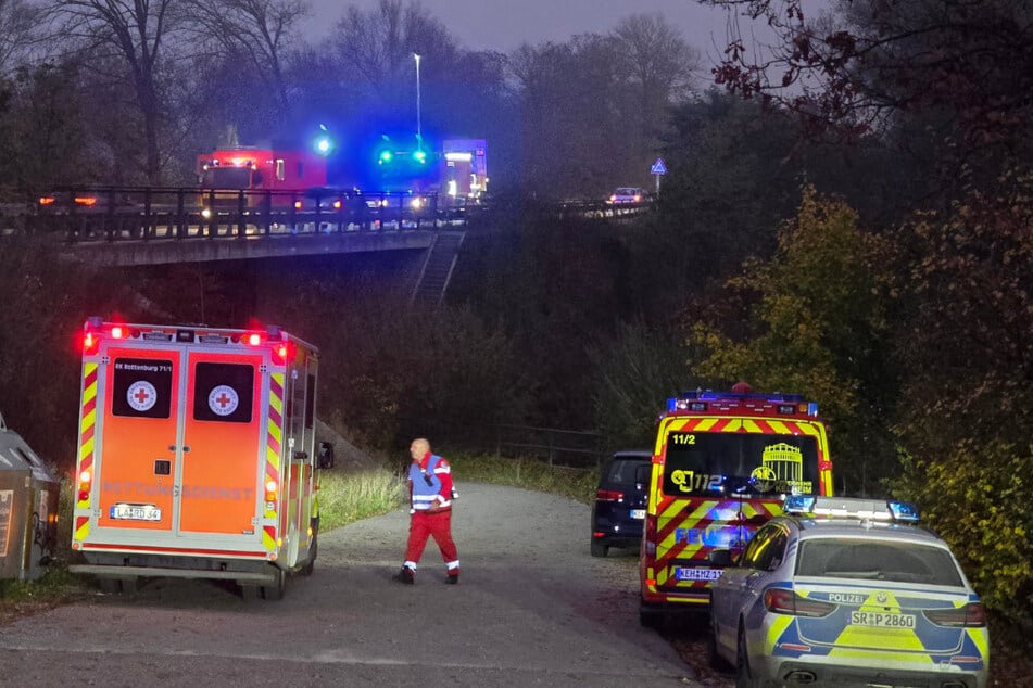 An den Rettungsarbeiten waren am Montag zahlreiche Einsatzkräfte beteiligt.