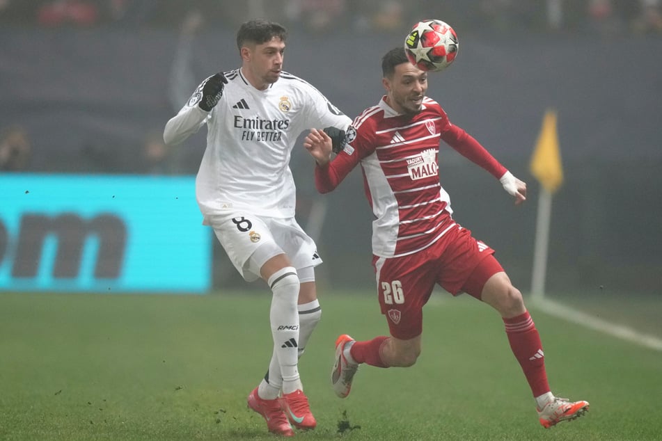 Der FC St. Pauli steht kurz vor der Verpflichtung von Mathias Pereira Lage (28) von Stade Brest. In der vergangenen Saison spielte der Offensivstar unter anderem gegen Real Madrid in der Champions League.