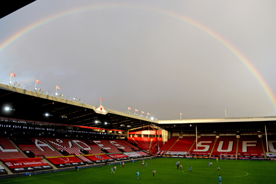 Die Bramall Lane von Sheffield United in ihrer vollen Geisterspiel-Pracht.