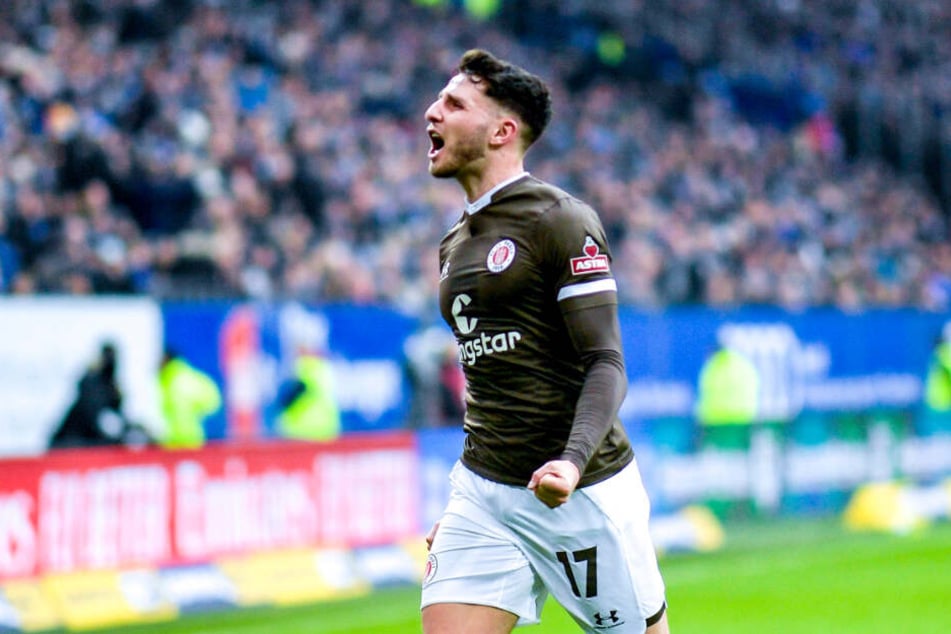 Matt Penney jubelt über seinen Treffer im Derby.