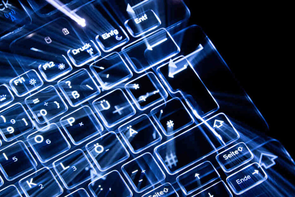 Nach einem Cyberangriff war das Netz lange offline. (Symbolbild)