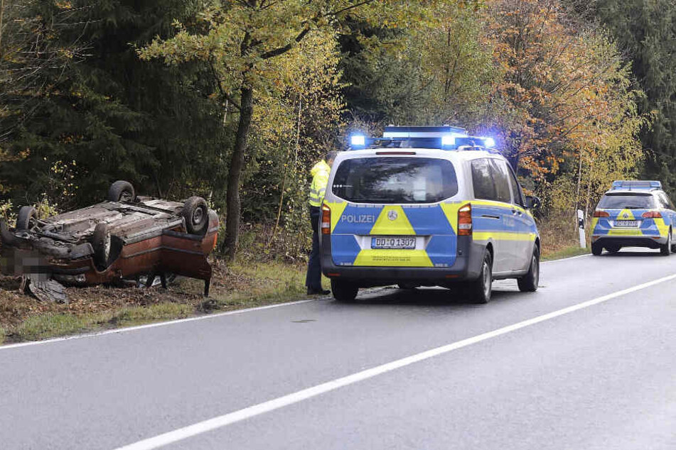 Die Polizei ermittelt zum Unfallhergang.