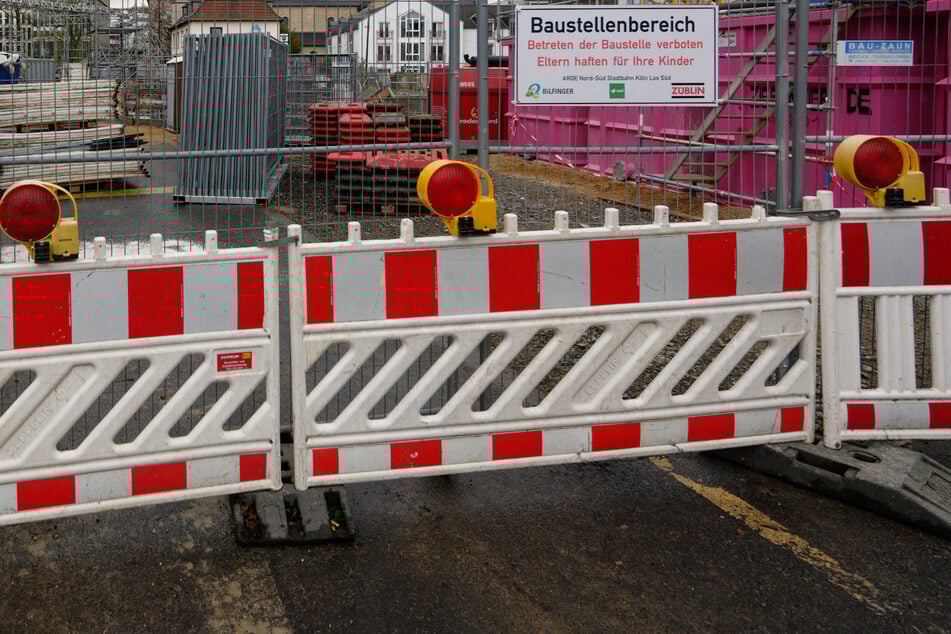 Die Schmalbeinstraße in Köln-Neustadt/Nord wird von Montag (27. Oktober) bis voraussichtlich zum 7. November voll gesperrt. (Symbolfoto)