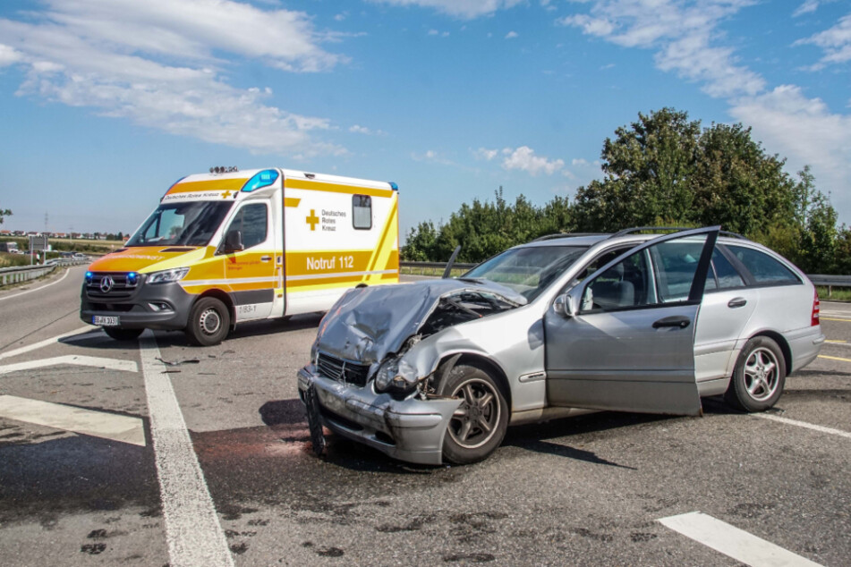 Der Unfallverursacher wollte auf der Auffahrt wenden und provozierte so den Unfall.