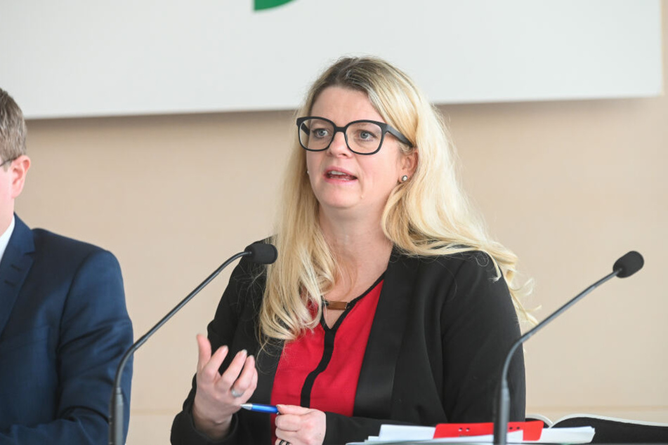 Susanne Schaper (41, Linke) fordert Kontrollen der Waffenbesitzer.