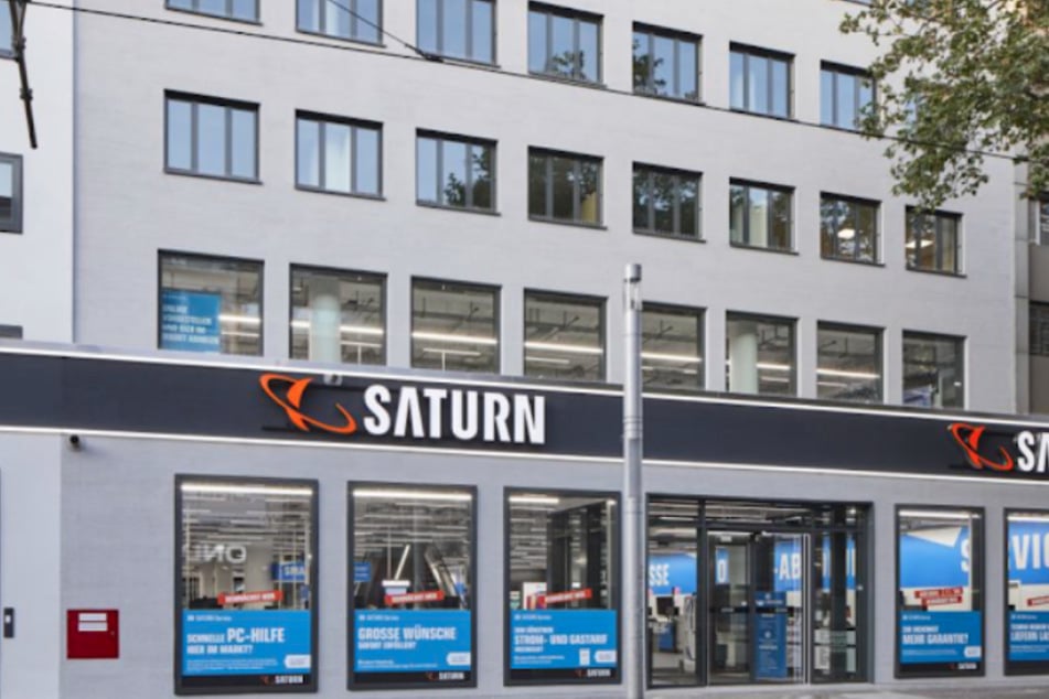 Saturn Karlsruhe - Kaiserstraße 211.