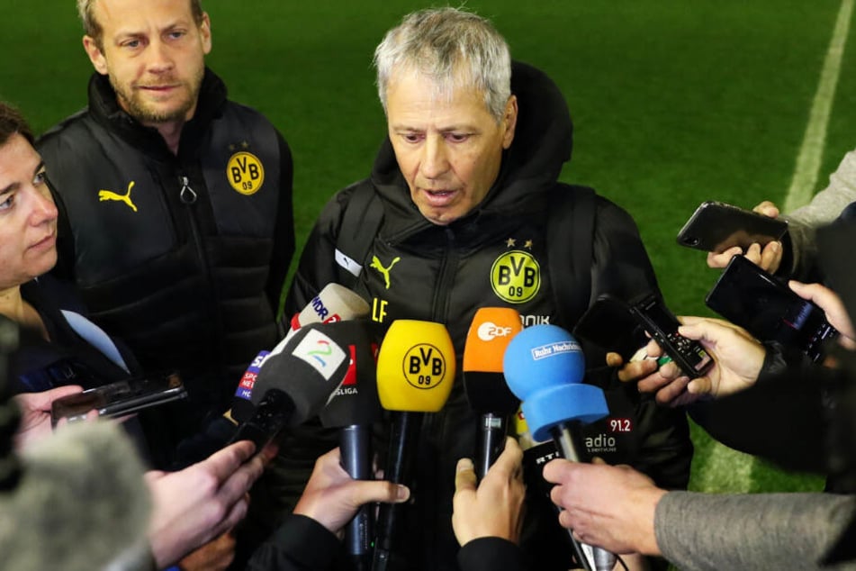 BVB-Coach Lucien Favre hat mehrere Spieler im Kader, die erst seit wenigen Tagen wieder trainieren. Er muss die Belastung daher dosieren.