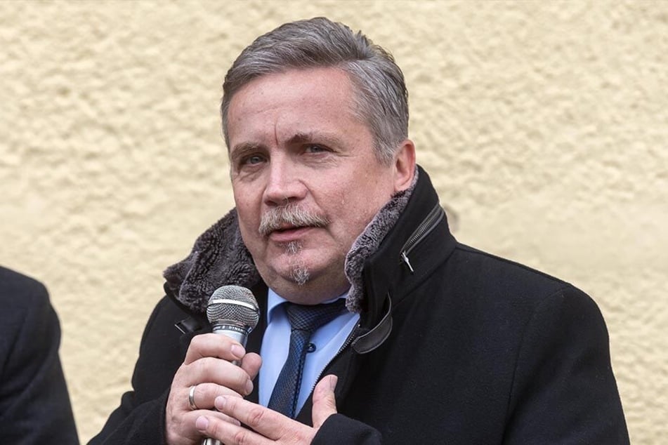Der Annaberg-Buchholzer Oberbürgermeister Rolf Schmidt (Freie Wähler) hofft auf einen Aufschwung für seine Stadt.
